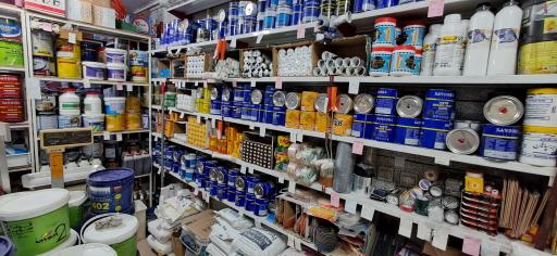 عکس فروشگاه چسب و رنگ منتظری