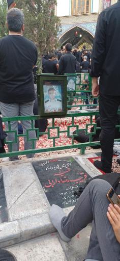 عکس مزار شهید آتش نشان قریب رضا دارابی