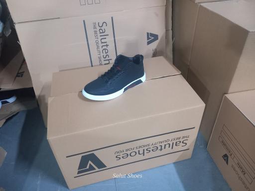 عکس کارخانه تولید و پخش کفش سالوت