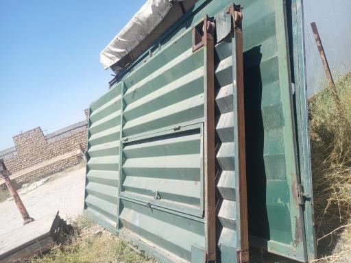 عکس انبار آهن کوثر 