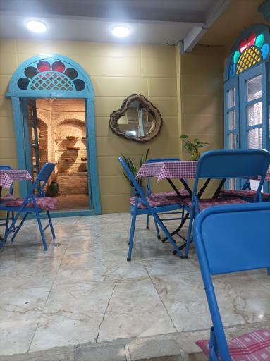 عکس کافه و مطبخ آوان لانژ