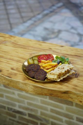 عکس کافه و مطبخ آوان لانژ