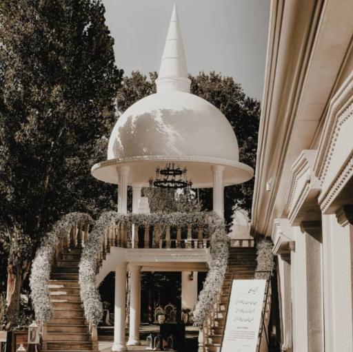 عکس عمارت آران
