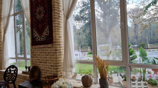 عکس رستوران جنگلی سما