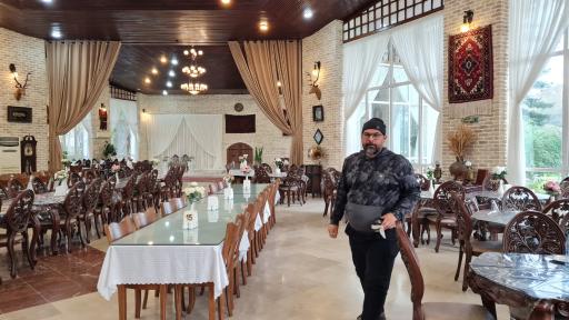 عکس رستوران جنگلی سما