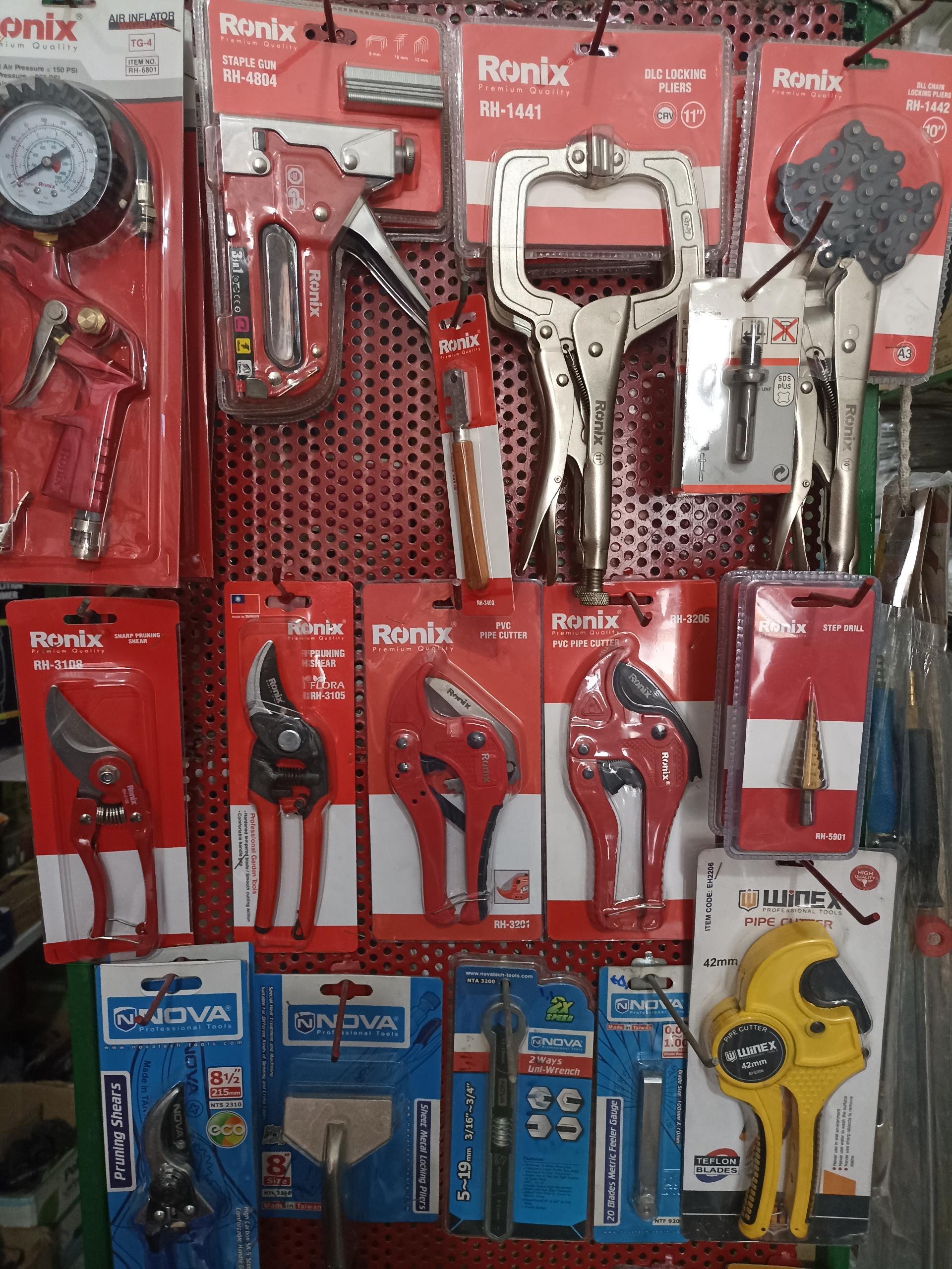 عکس رنگ و ابزار رجبی 