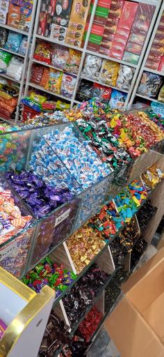 عکس فروشگاه کلبه شیرین مرکز شکلات و پاستیل