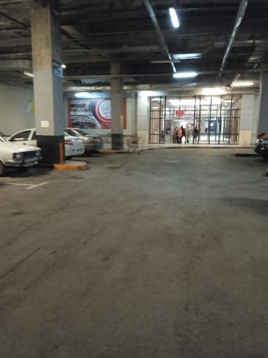 عکس پارکینگ مجموعه پدیده