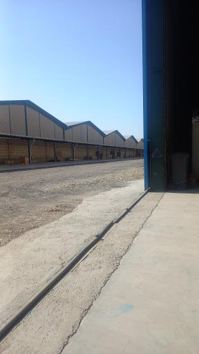 عکس انبار نوین چوب