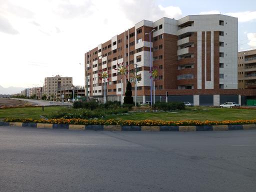 عکس میدان محتشم کاشانی