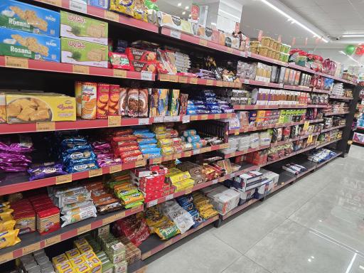 عکس فروشگاه افق کوروش