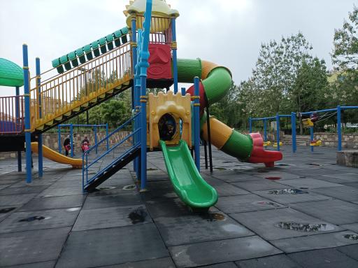 عکس بوستان صادقیه