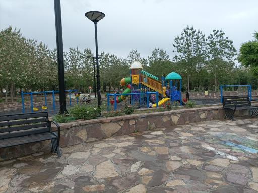 عکس بوستان صادقیه