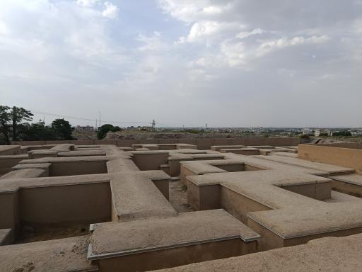 عکس گورستان هگمتانه