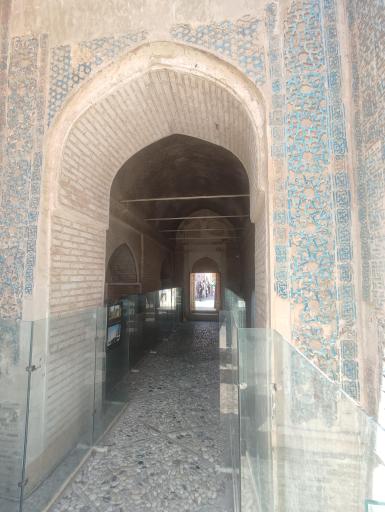 عکس دالان  الجایتو  مجموعه تاریخی امامزاده