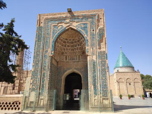 عکس دالان  الجایتو  مجموعه تاریخی امامزاده