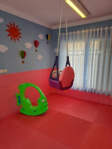 مهد کودک و پیش دبستانی مهرآوا