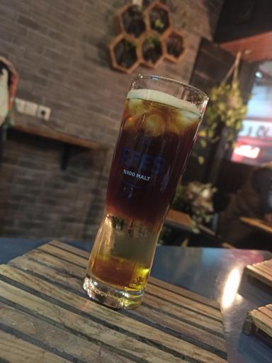 عکس کافه نیمکت