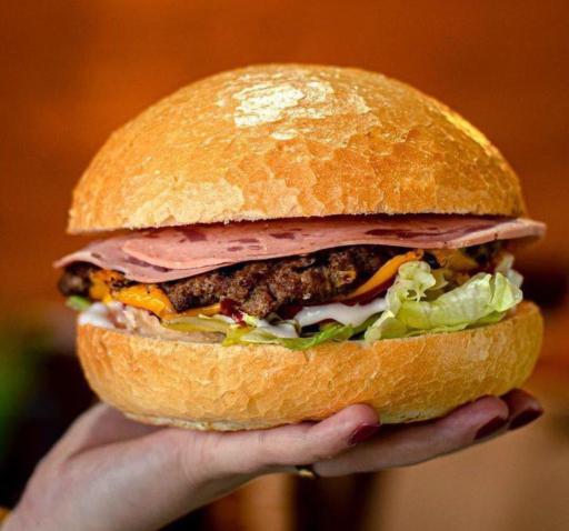 عکس فست فود مسترفود