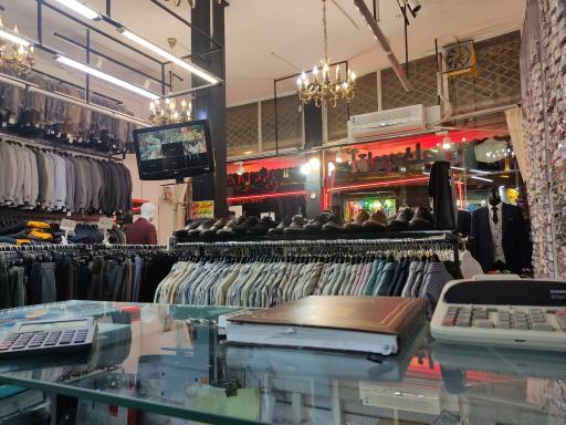 عکس فروشگاه بزرگ  آقای خاص