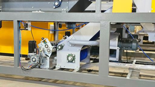 عکس ماشین سازی کافل