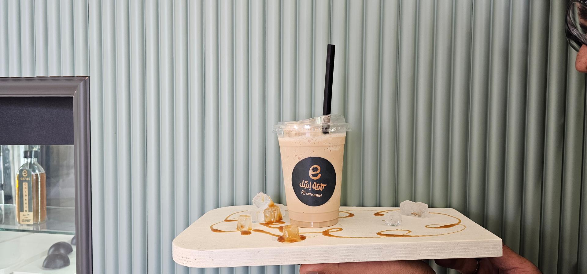 عکس کافه اِشِل 