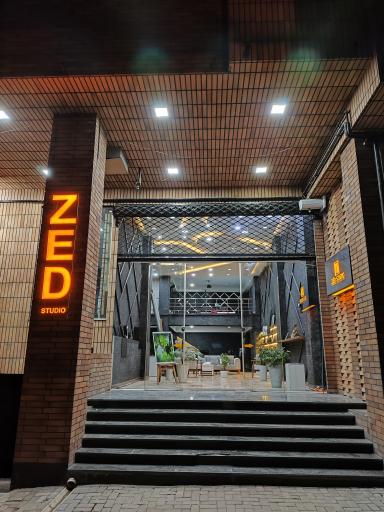 عکس استودیو ZED