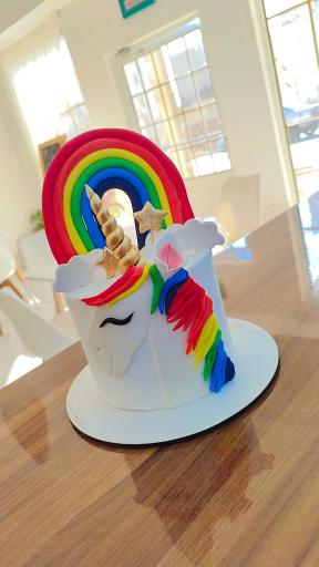 عکس کافه کیک فرال