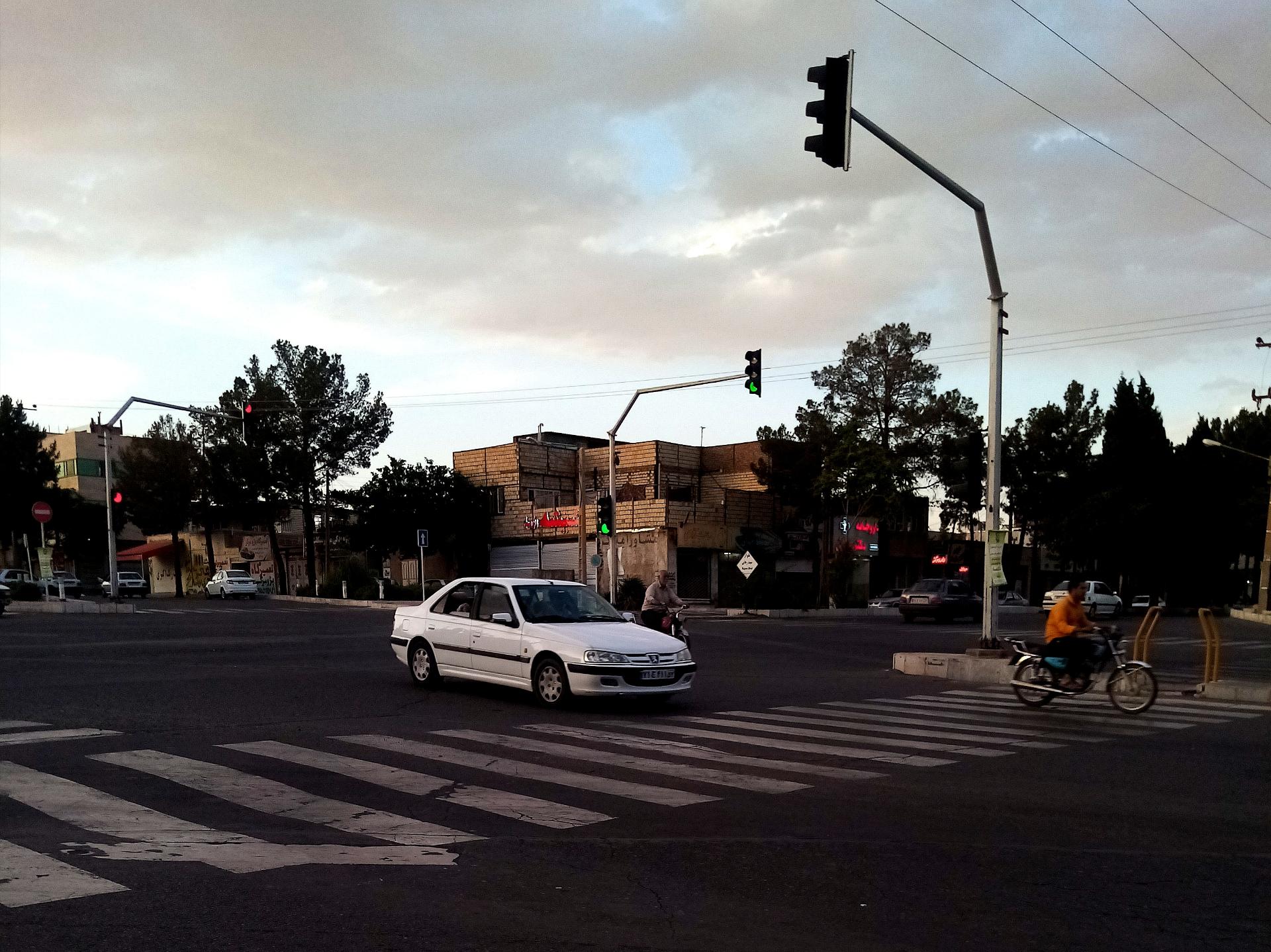 عکس چهارراه شعبانیه