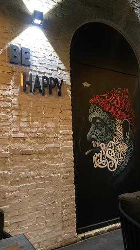 عکس وی کافه