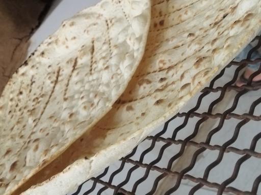 عکس نانوایی سنتی رهگذر