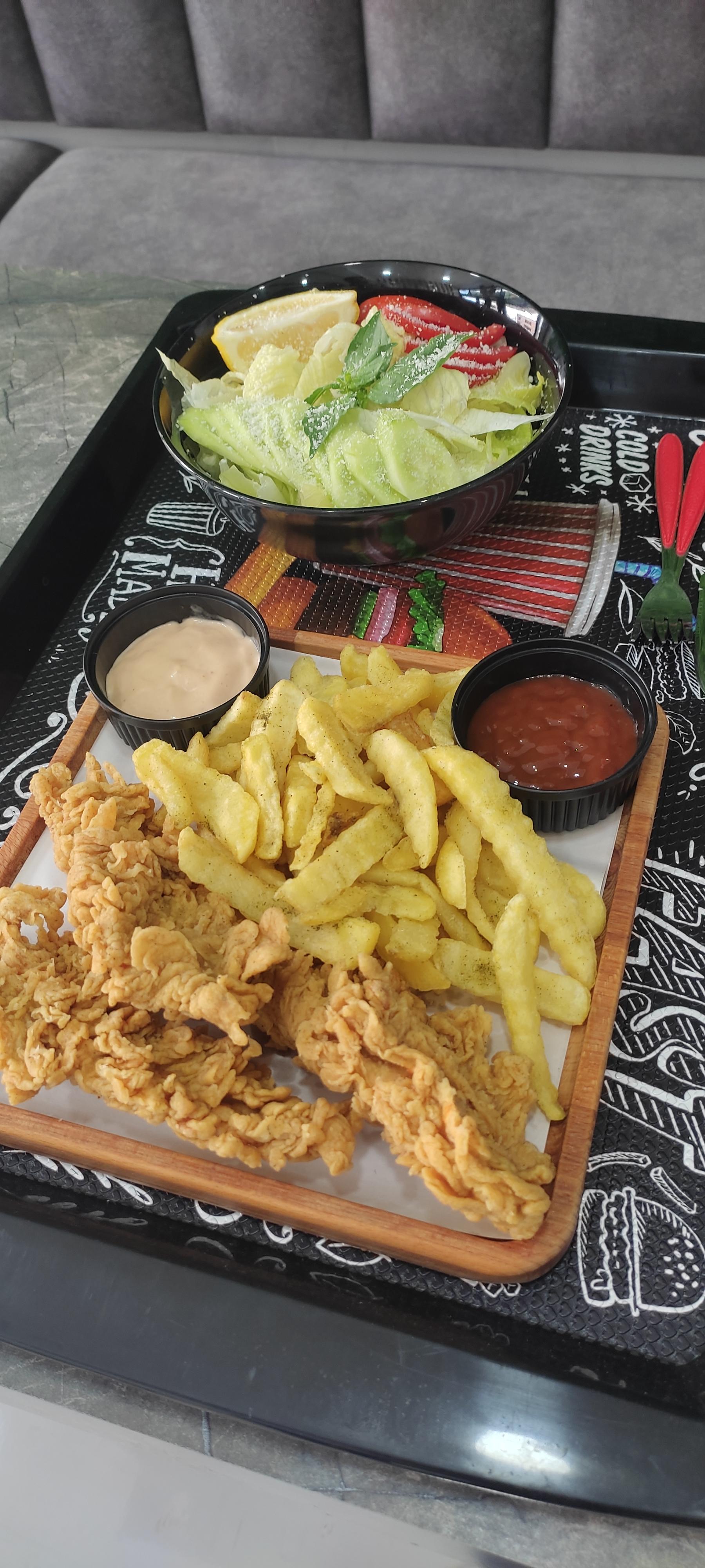 عکس یامی فود