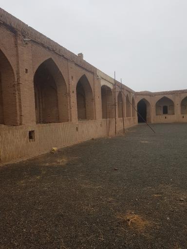 عکس کاروانسرای شاه عباسی زعفرانیه