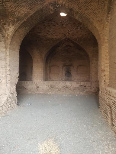 عکس کاروانسرای شاه عباسی زعفرانیه