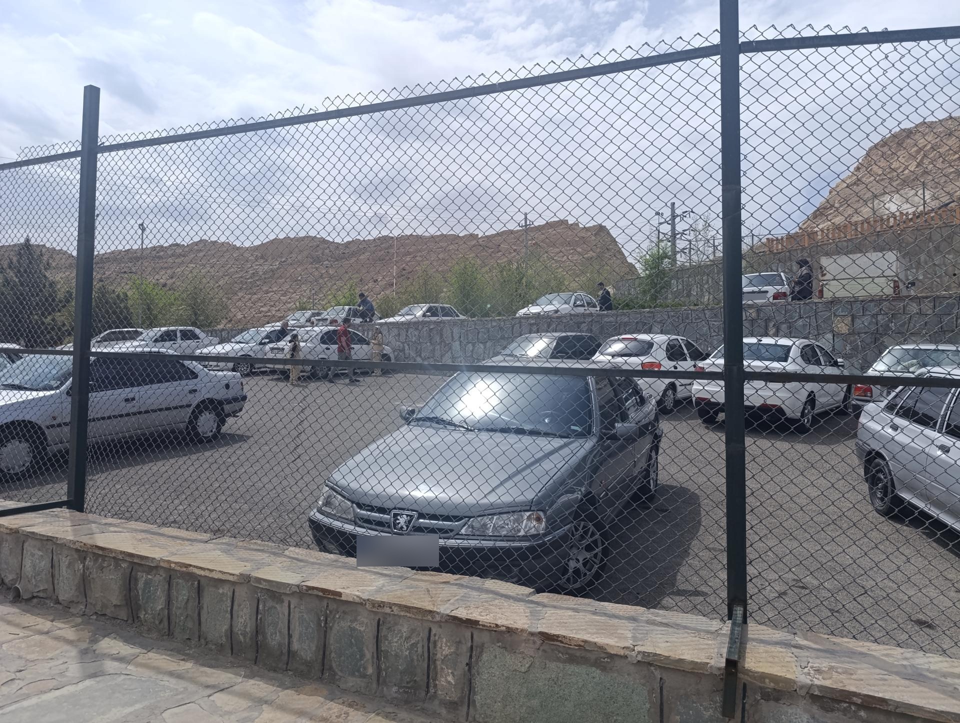 عکس پارکینگ باغ پرندگان