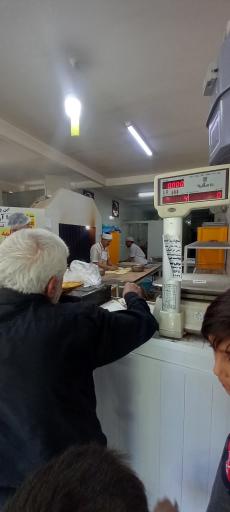 عکس نان بربری احسان