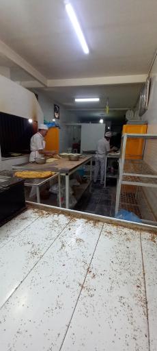 عکس نان بربری احسان