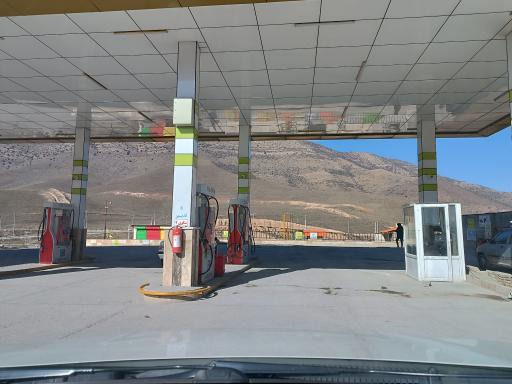 عکس پمپ بنزین