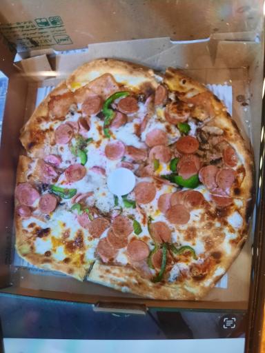 عکس پیتزا مانو