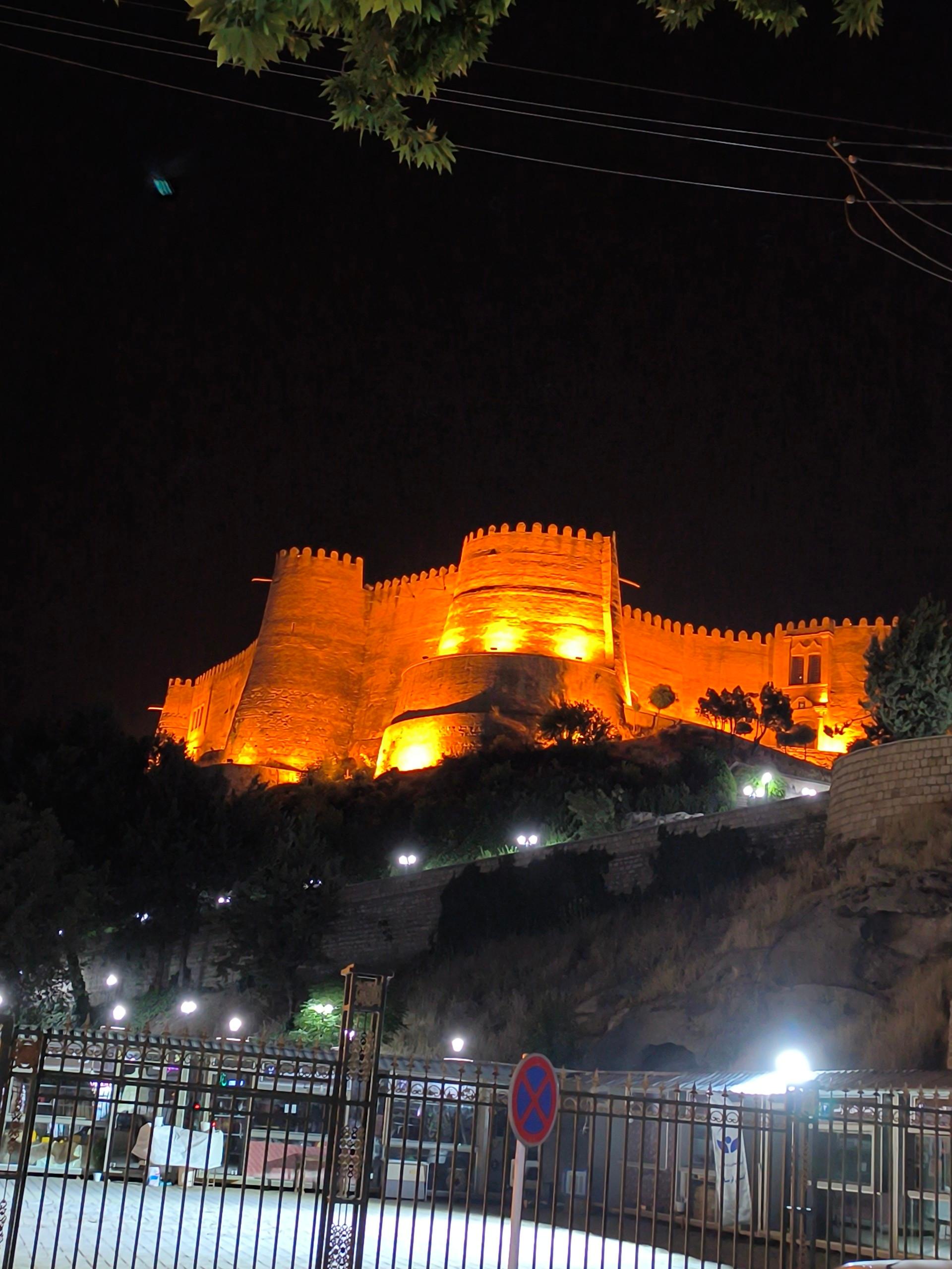 عکس قلعه فلک الافلاک (دژ شاپور خواست)