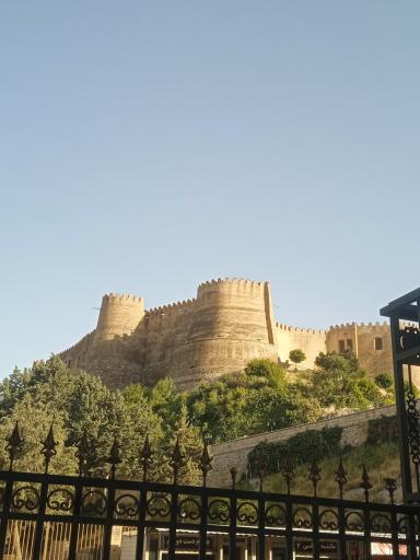 عکس قلعه فلک الافلاک (دژ شاپور خواست)