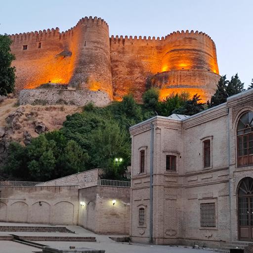 عکس قلعه فلک الافلاک (دژ شاپور خواست)