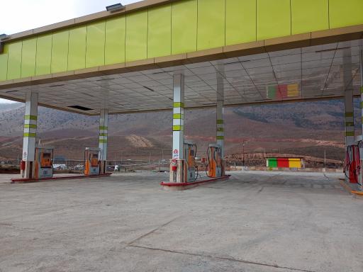 عکس پمپ بنزین