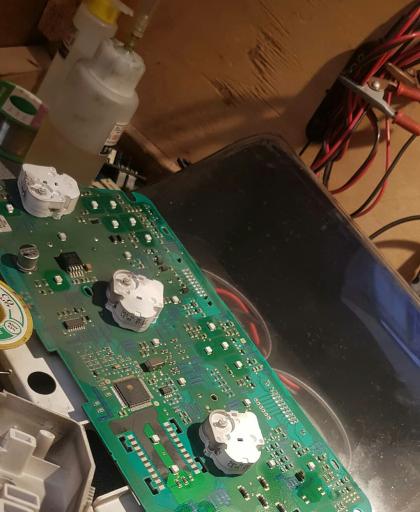 عکس برق خودرو سجاد