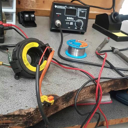 عکس برق خودرو سجاد