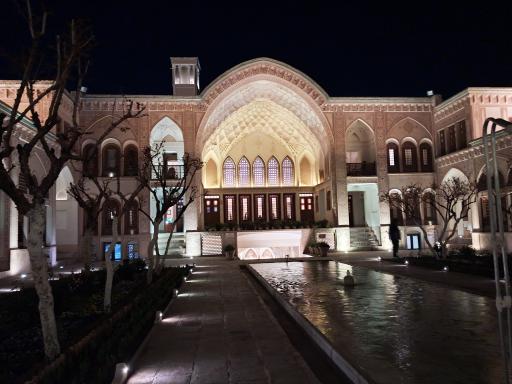 هتل سرای عامری ها