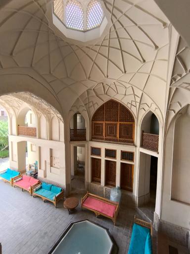 عکس هتل سرای عامری ها