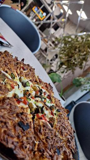 عکس پیتزا تک پونه