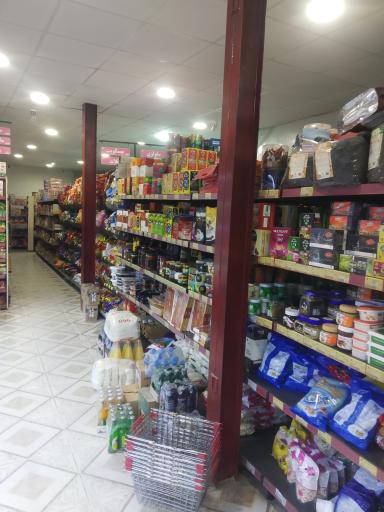 عکس فروشگاه زنجیره‌ای افق کوروش