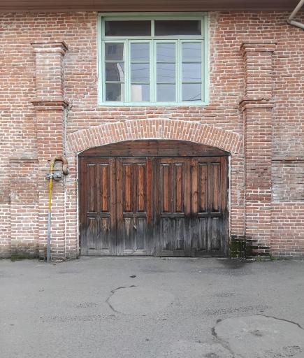 عکس دبیرستان موزه حکیم نظامی آستارا